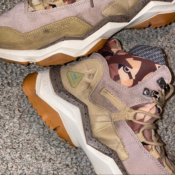 Rax’s waterproof, lightweight hiking boots - Picture 8 of 8